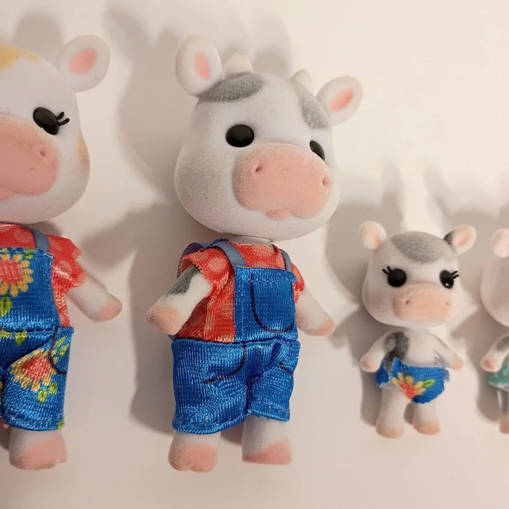 Honey Bee Acres‎ Cloverberrys Cow Family Set of Four Small Toys